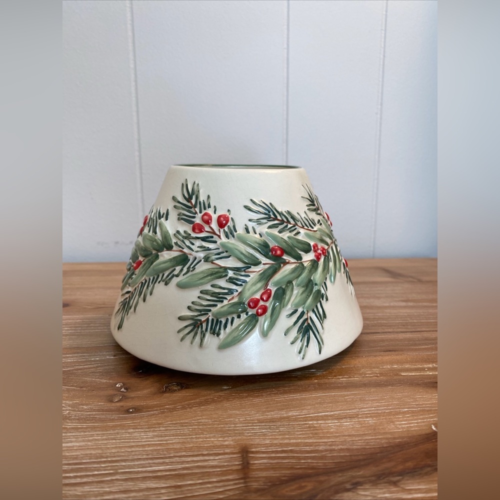 Yankee Candle Medium Large JAR SHADE TOPPER  Pine Berry Winter Holly & Berries
